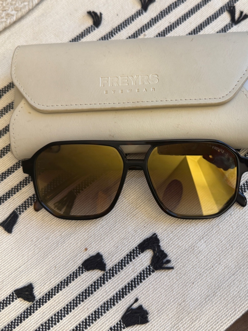 FREYRS Women's Aviator Sunglasses in Brown with Yellow Lenses